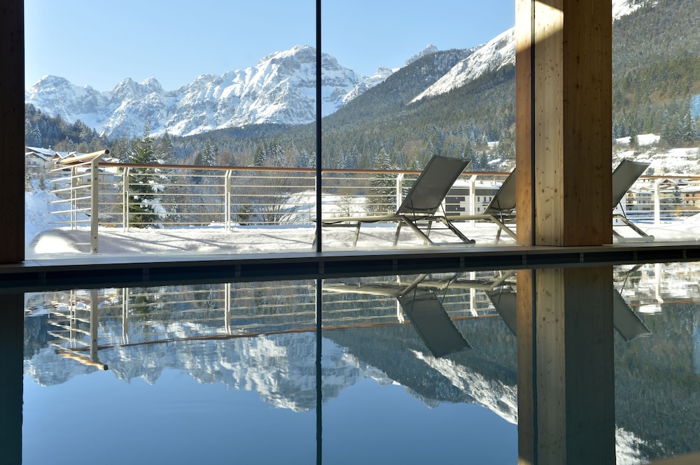 Corona Dolomites Hotel