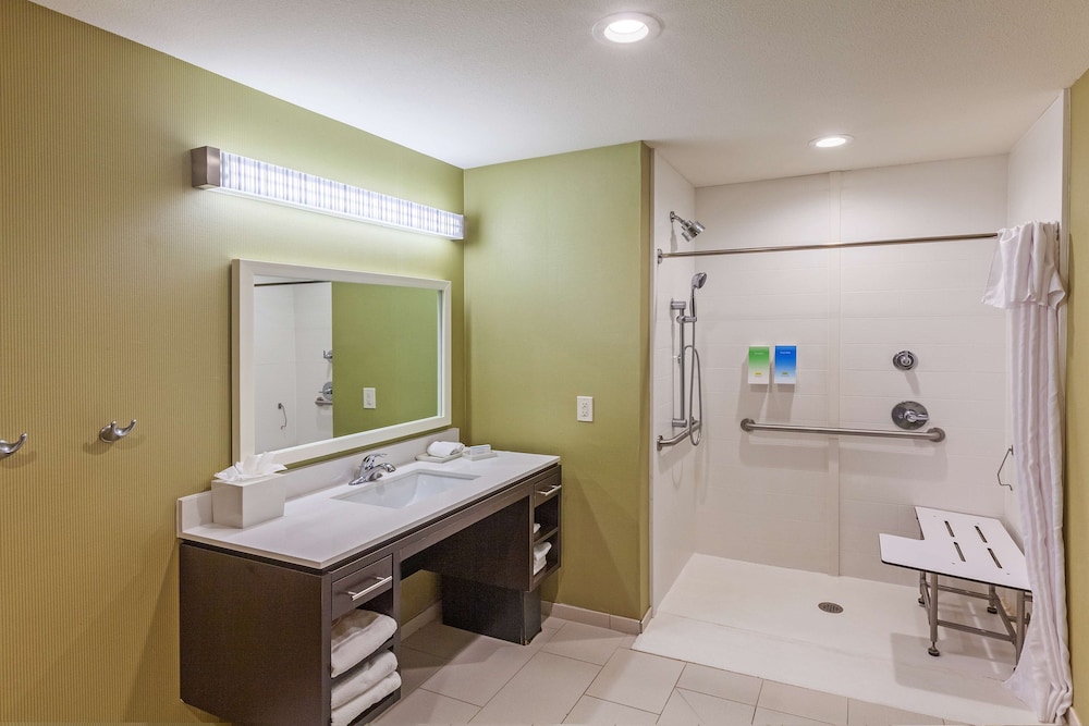 Home2 Suites by Hilton Gonzales LA - photo 18