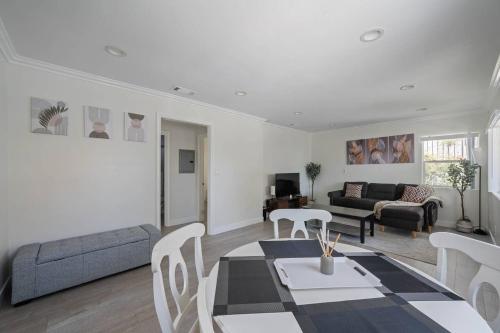 Serene Home in Central Burbank — Burbank — photo 4