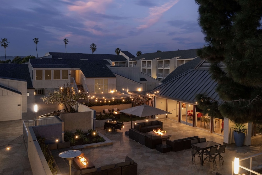 Hilton Garden Inn Marina Del Rey - photo 46