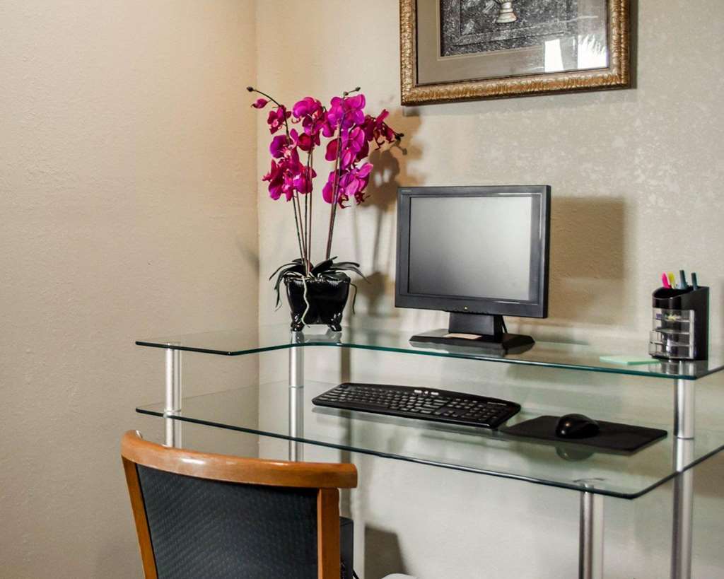 Quality Inn near Manatee Springs State Park - photo 10