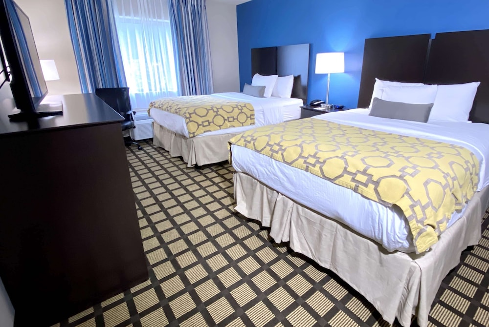 Baymont by Wyndham Latham Albany Airport - photo 13