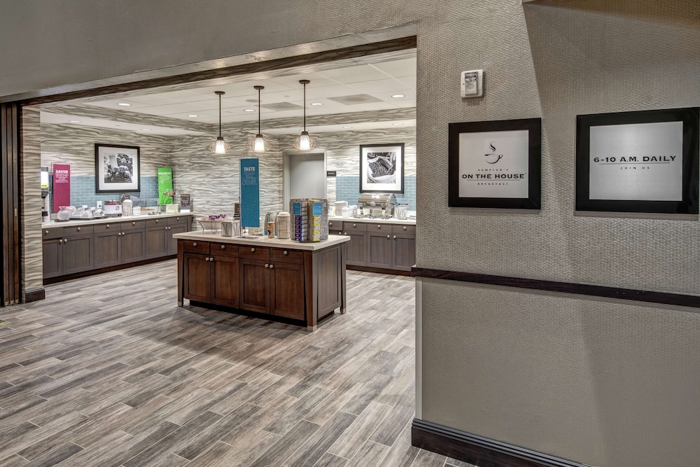 Hampton Inn & Suites Nashville Goodlettsville - photo 36