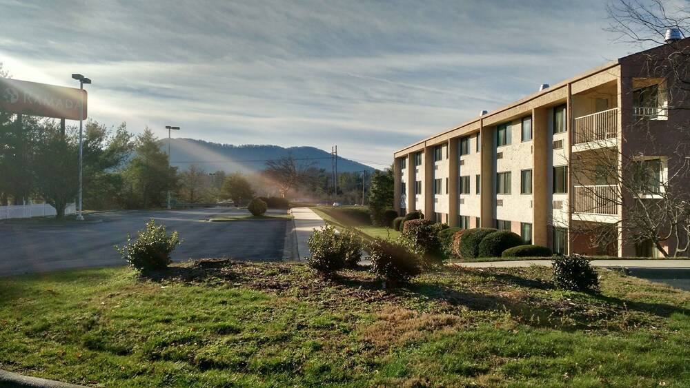 Ramada by Wyndham Asheville Southeast - photo 48