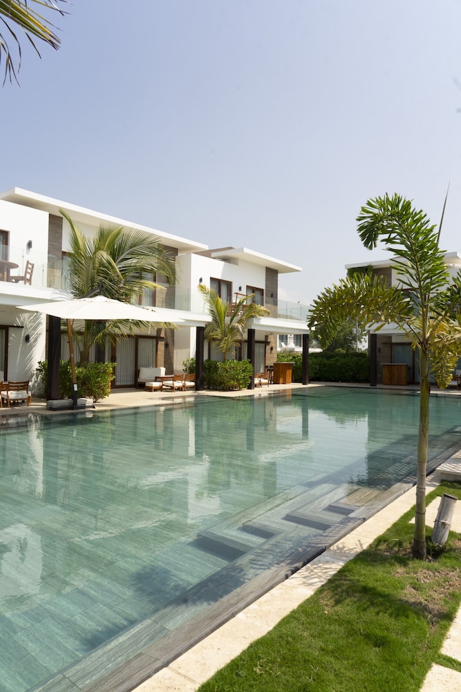 Pool Entry 7 Guests 2 Bedrooms — hotel in Taxisco
