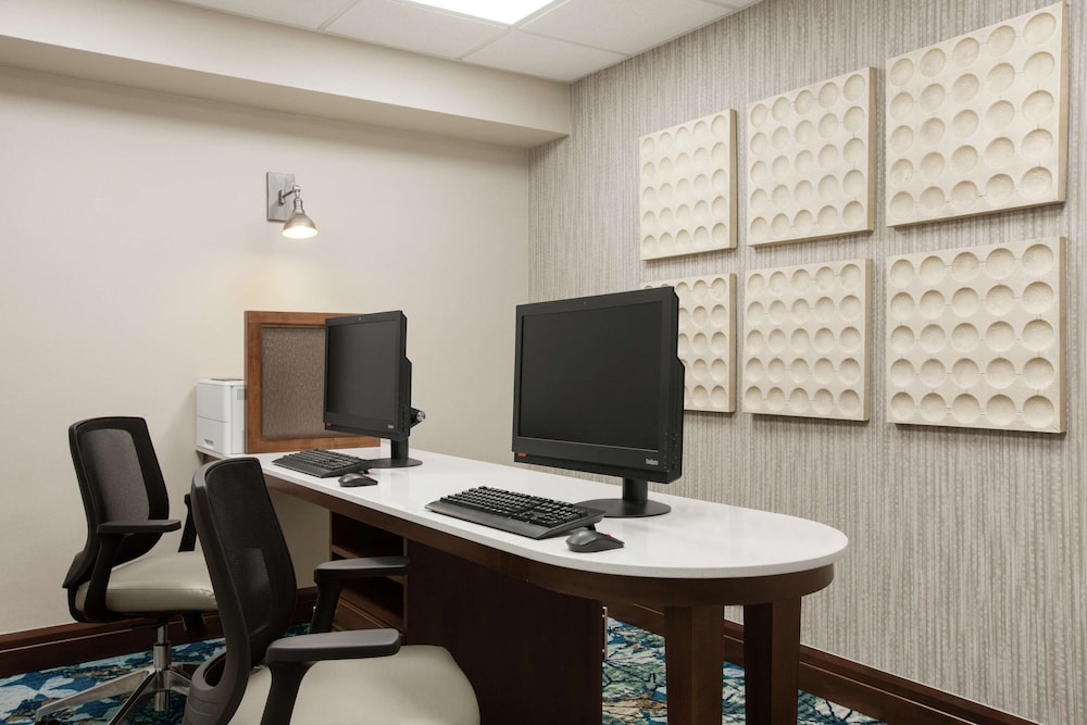 Homewood Suites by Hilton Kansas City Airport - photo 31
