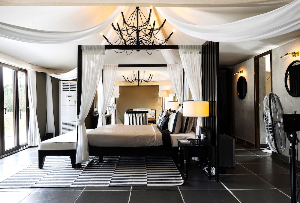The Alampara Resort Luxury Boutique Glamping & Water sports — hotel in Cheyyur