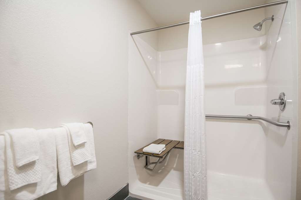 Sleep Inn & Suites Tuscaloosa East - photo 16