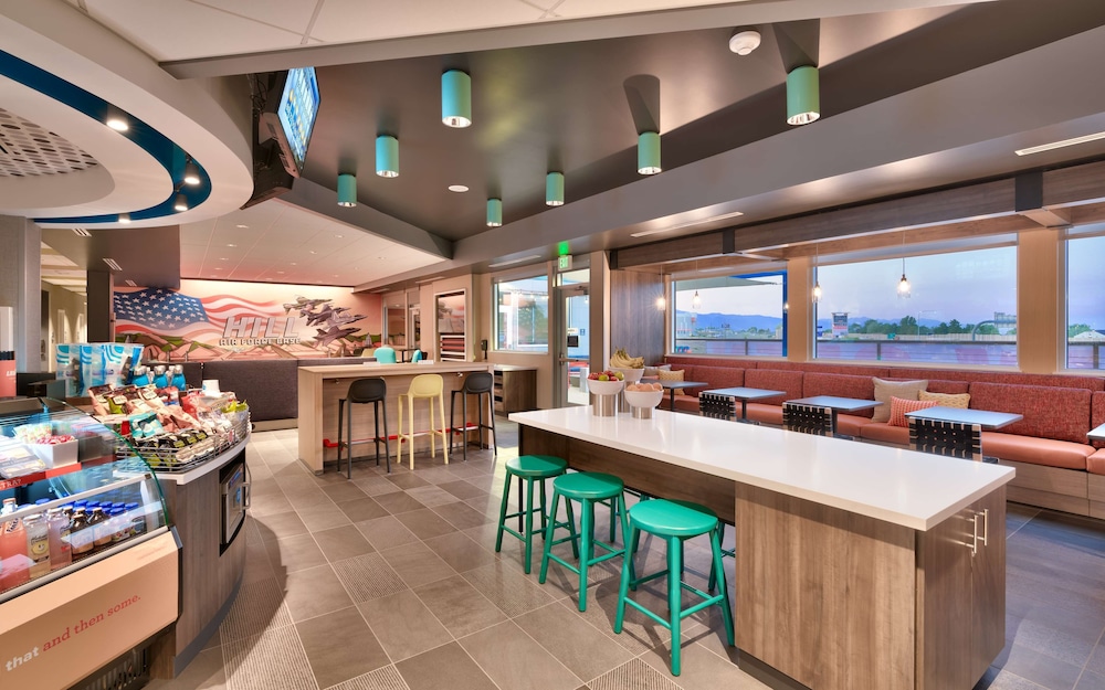 Tru By Hilton Clearfield Hill Air Force Base UT - photo 5