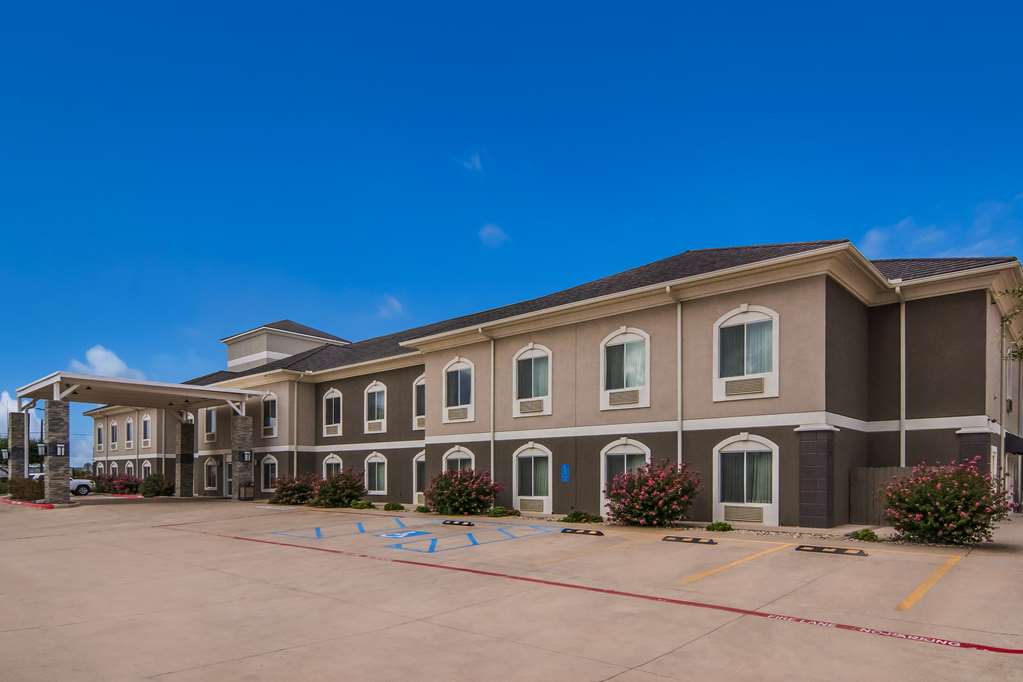Best Western Comanche Inn - photo 24