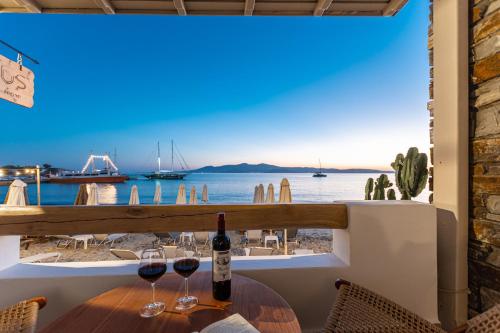 Cactus Suites — 4-Star Luxury Hotel in Naxos, Greece