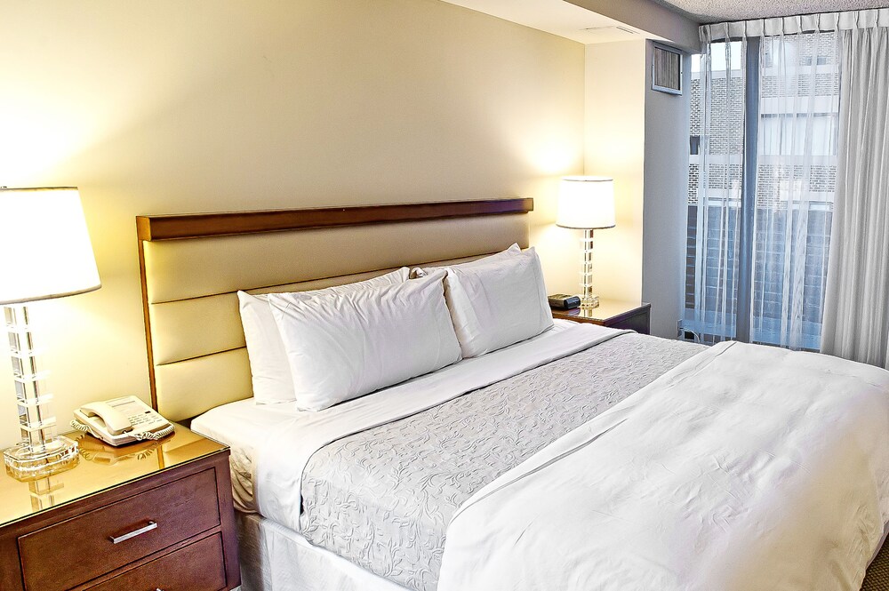 Georgetown Suites Harbour - photo 9