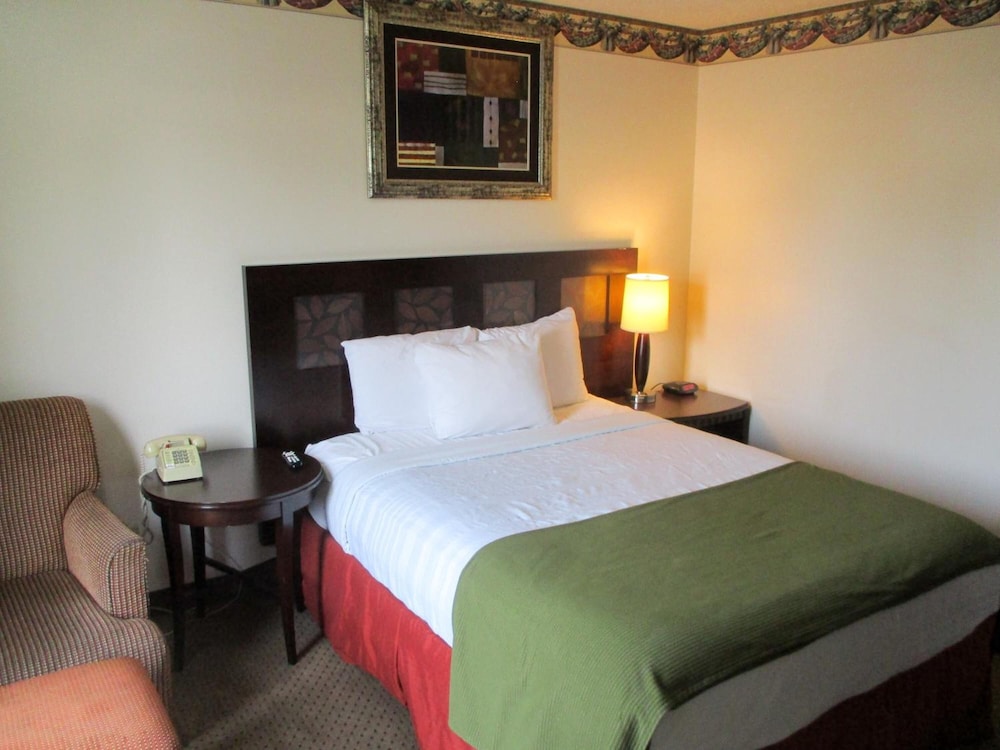 Motel 6 Kennewick WA Tri Cities — hotel near Tri Cities Airport