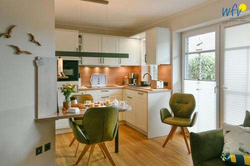 Speicherhaus Ferienwohnung Deichnest — 4-Star Luxury Hotel in Wangerooge, Germany