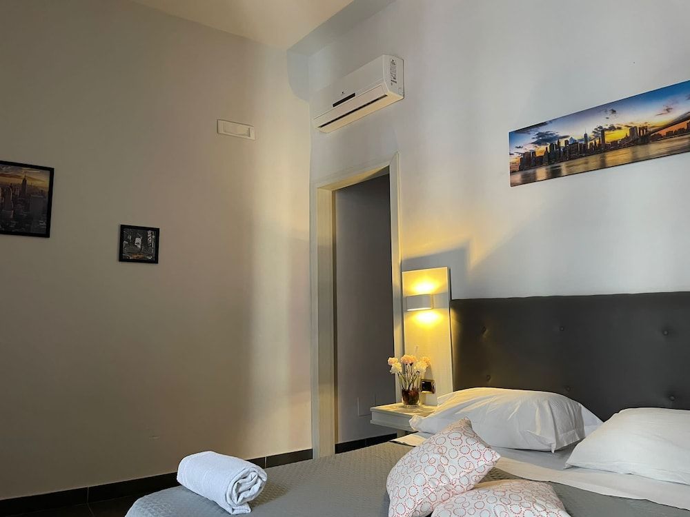 Hotel Oceania - carbon neutral hotel in Naples
