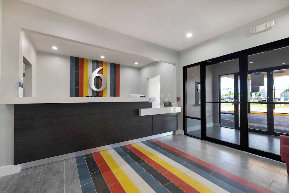 Motel6 Lake Charles LA - photo 2