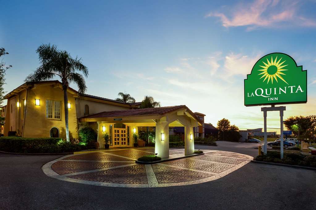 La Quinta Inn Tampa Airport Stadium Westshore - photo 3