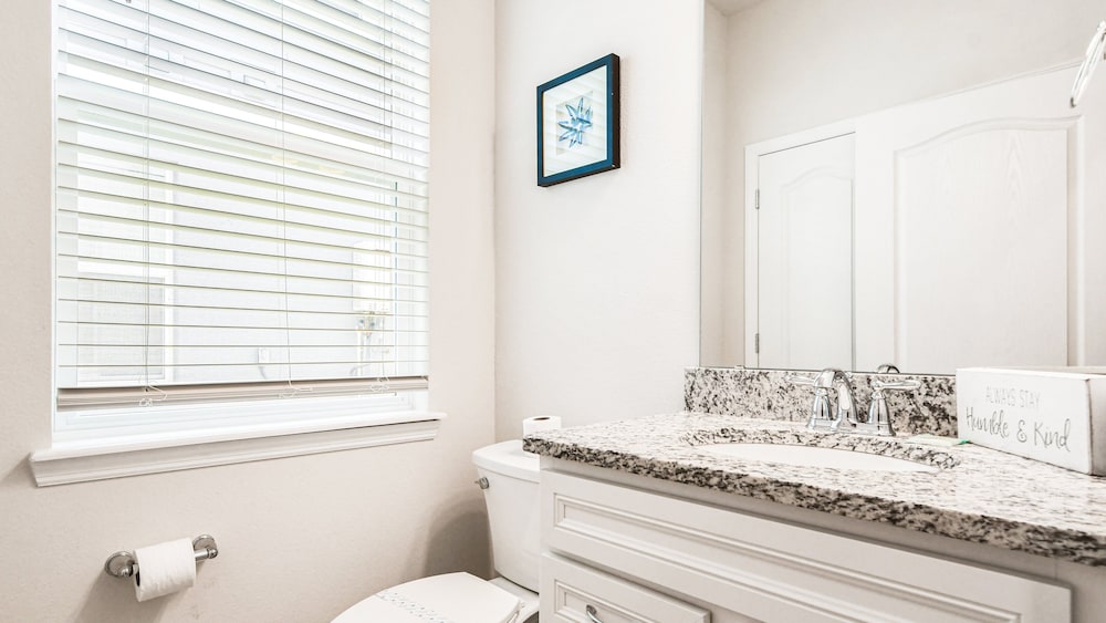 7BR Lake View Villa Pool Spa Solterra Resort - photo 15