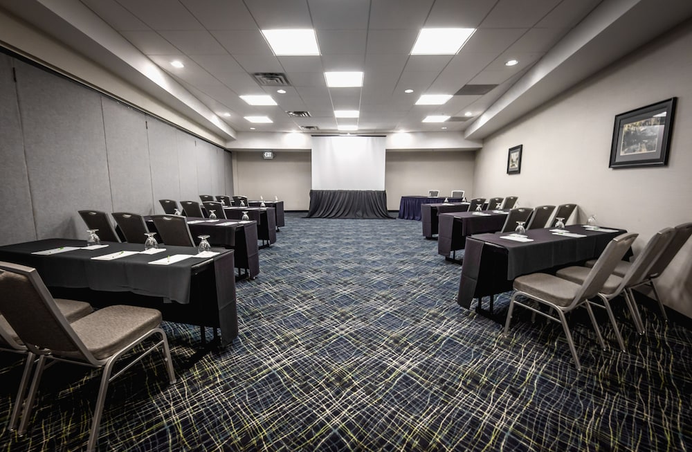 Holiday Inn Raleigh Downtown - photo 34