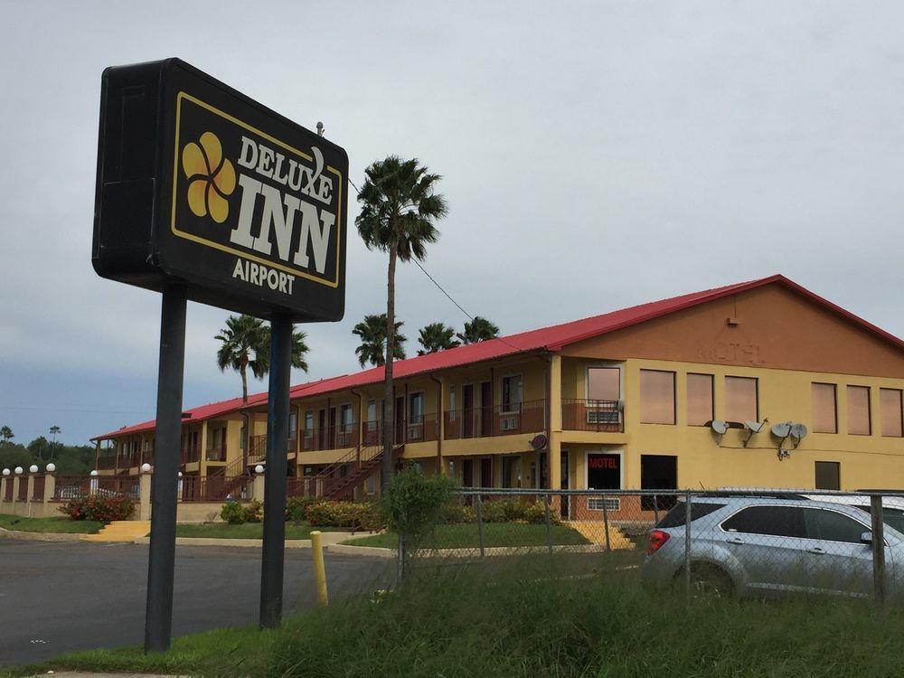 Deluxe Inn Airport - photo 3