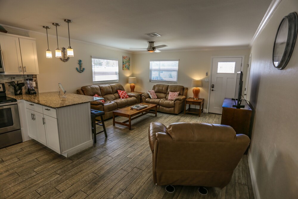 Coral by the Sea 3052 Sleeps 6 Walk to Beach - photo 17