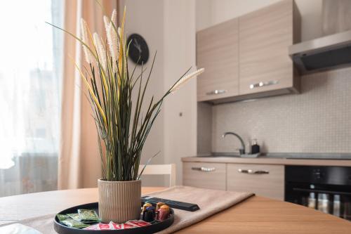 'MUSIC HOME' 15minCentral Station LinateAirport Metro — 4-Star Luxury Hotel in Milan, Italy