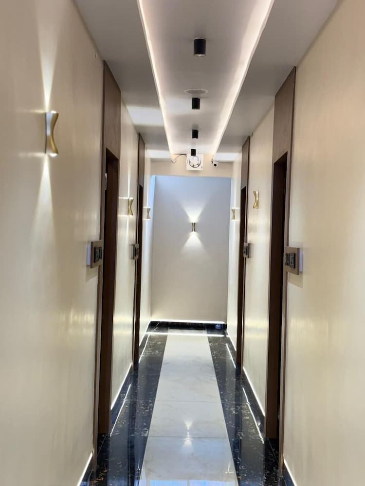 Hotel Shakuntla Palace 400 mts to Vishnupad Temple in Gaya, India