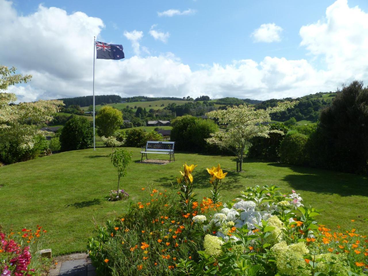 Bellarosa B&B — 4-Star Luxury Hotel in Rotorua, New Zealand