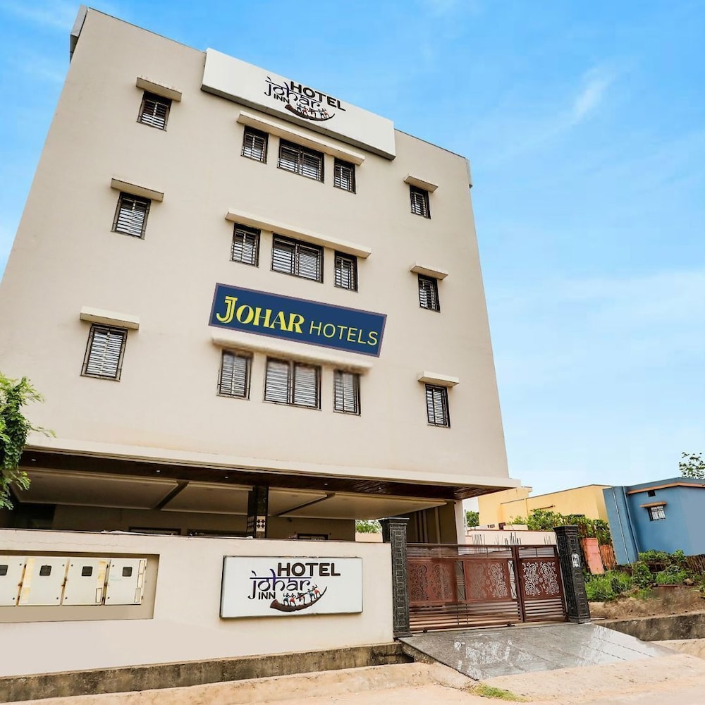 Hotel Johar Inn — Raipur