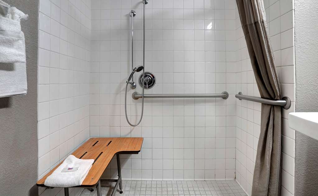 Motel 6 Bakersfield CA South - photo 19