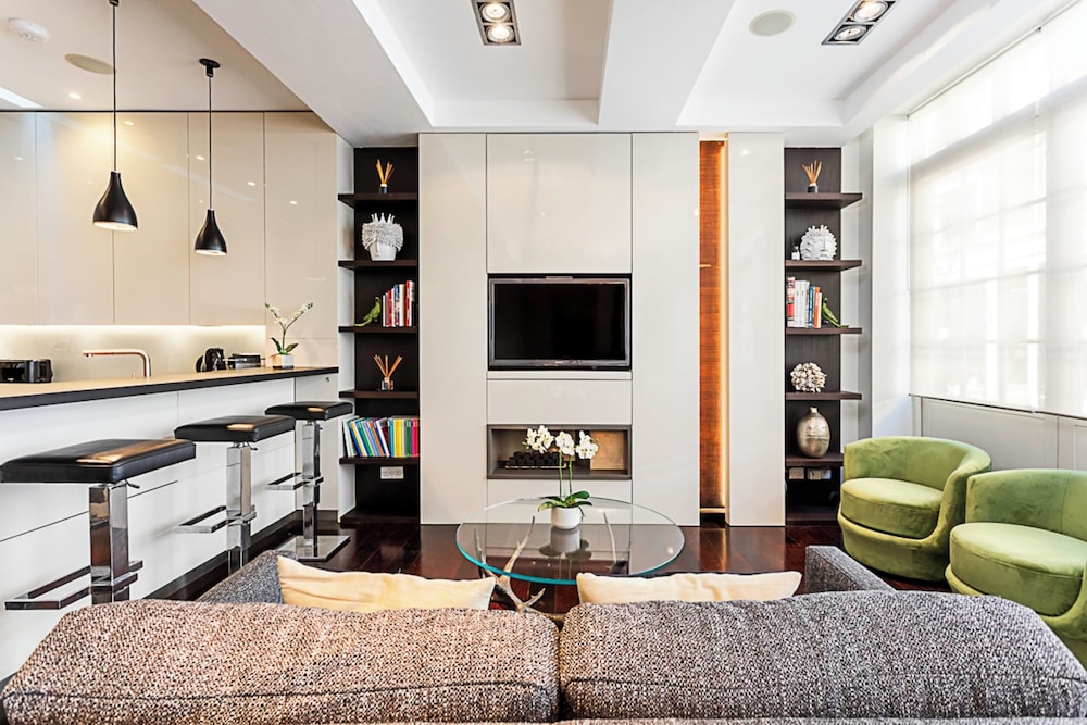 Lavish Mews House Notting Hill — 4-Star Luxury Hotel in London, United Kingdom