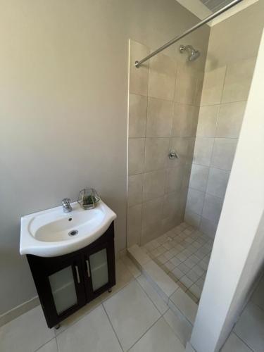 Sixth Avenue Residence Halaal Accommodation Cape Town
