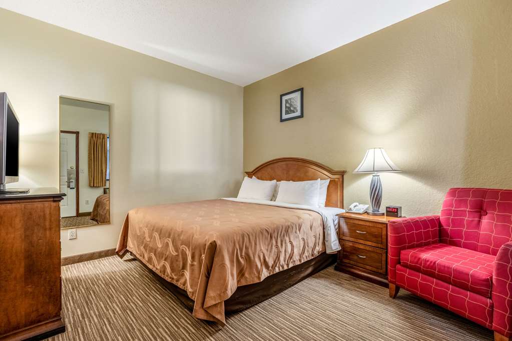 Quality Inn Keystone near Mount Rushmore - photo 6