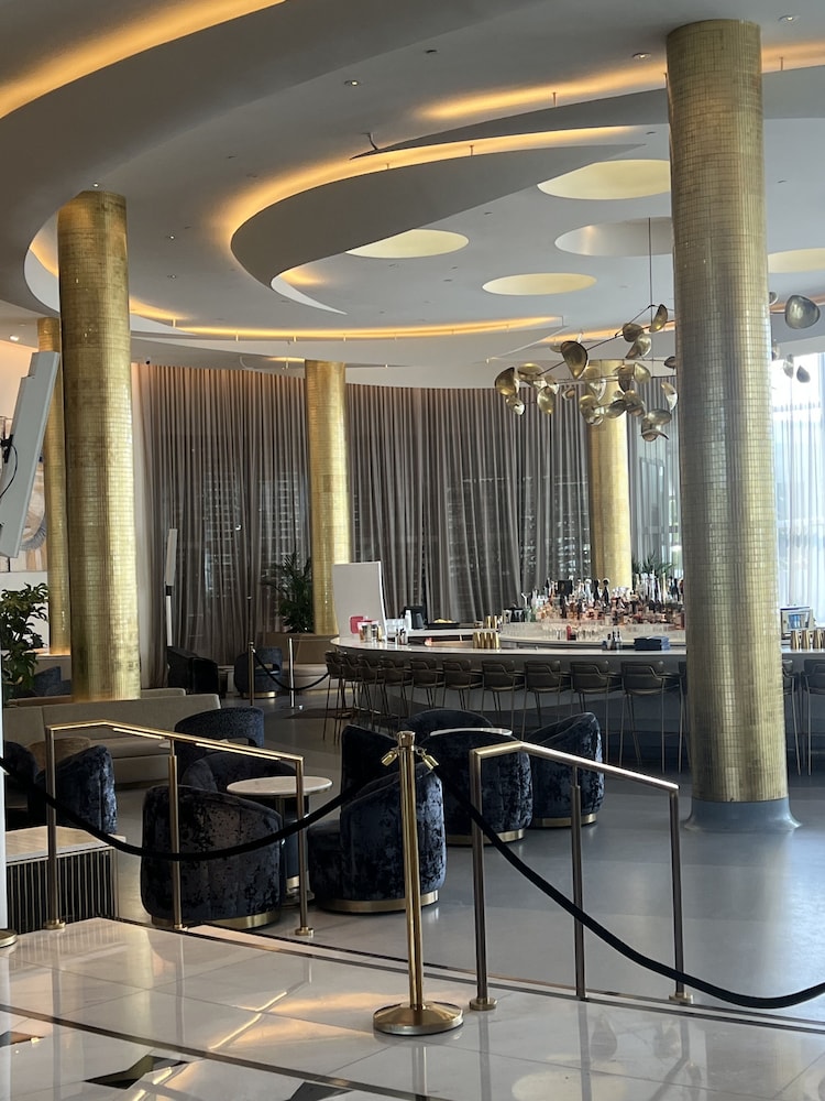 Fontainebleau Private Owners - photo 2