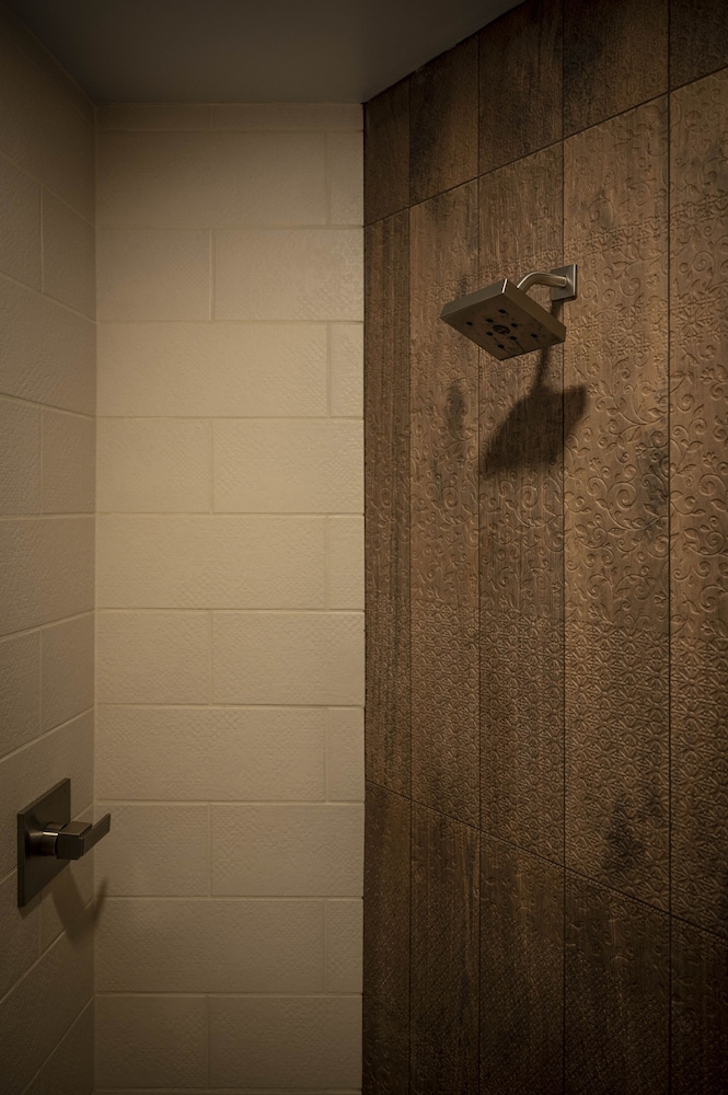Hotel Broad Ripple - photo 322