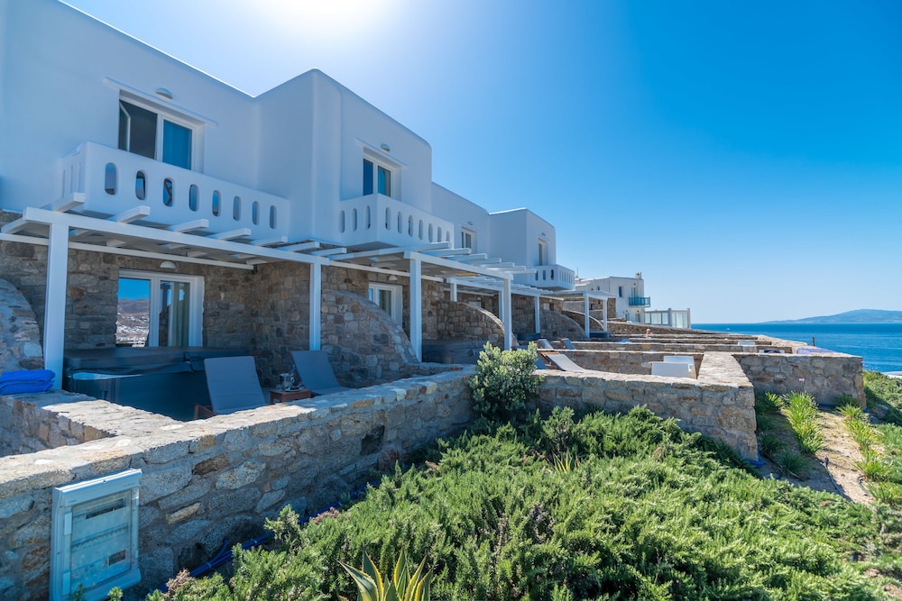 Cape Mykonos - last minute hotel in Mykonos