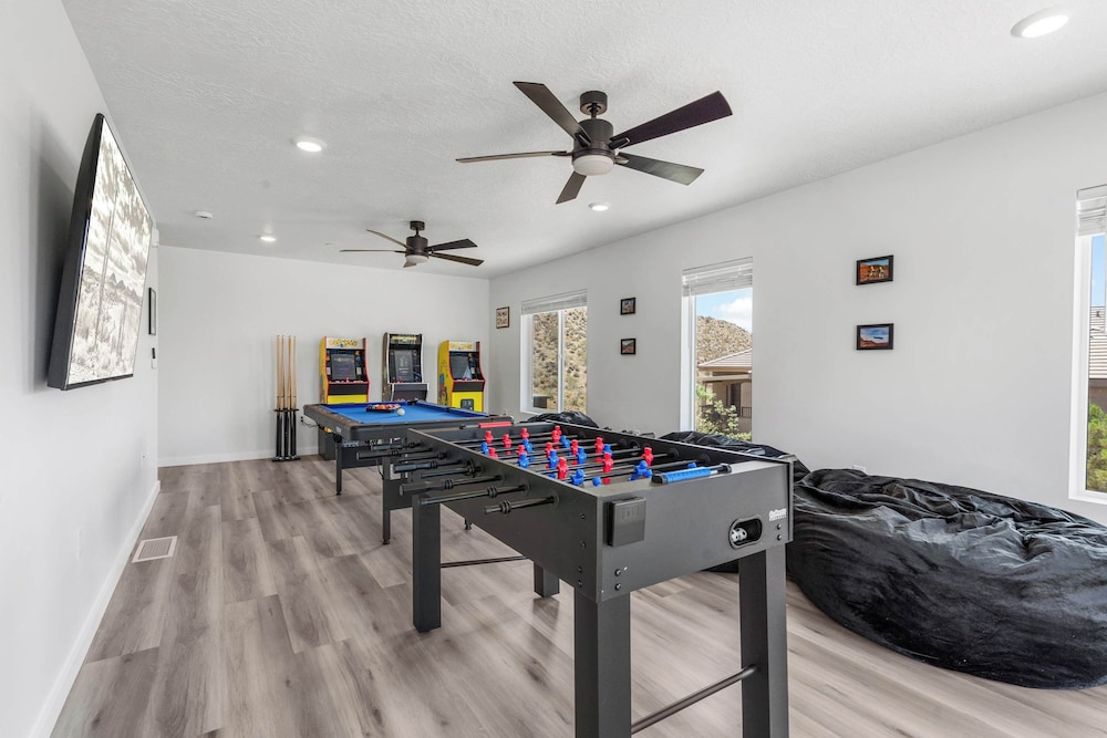 Vintage Desert 5 BDR w Resort Amenities - photo 46