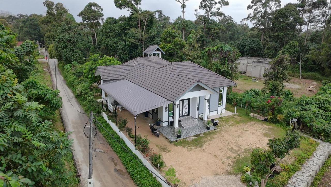 Dhuha & Dharyl's Staycation — 4-Star Luxury Hotel in Kota Bharu, Malaysia