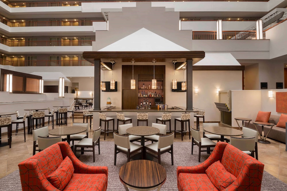 Embassy Suites by Hilton Baltimore at BWI Airport - photo 33