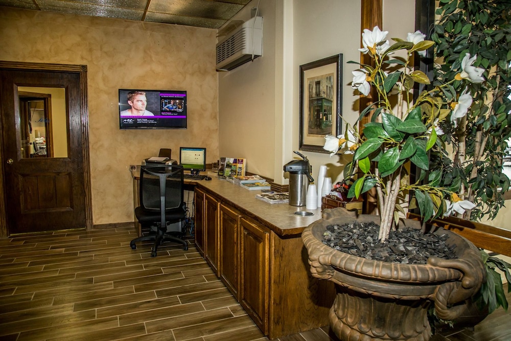 Baymont by Wyndham Fargo - photo 3