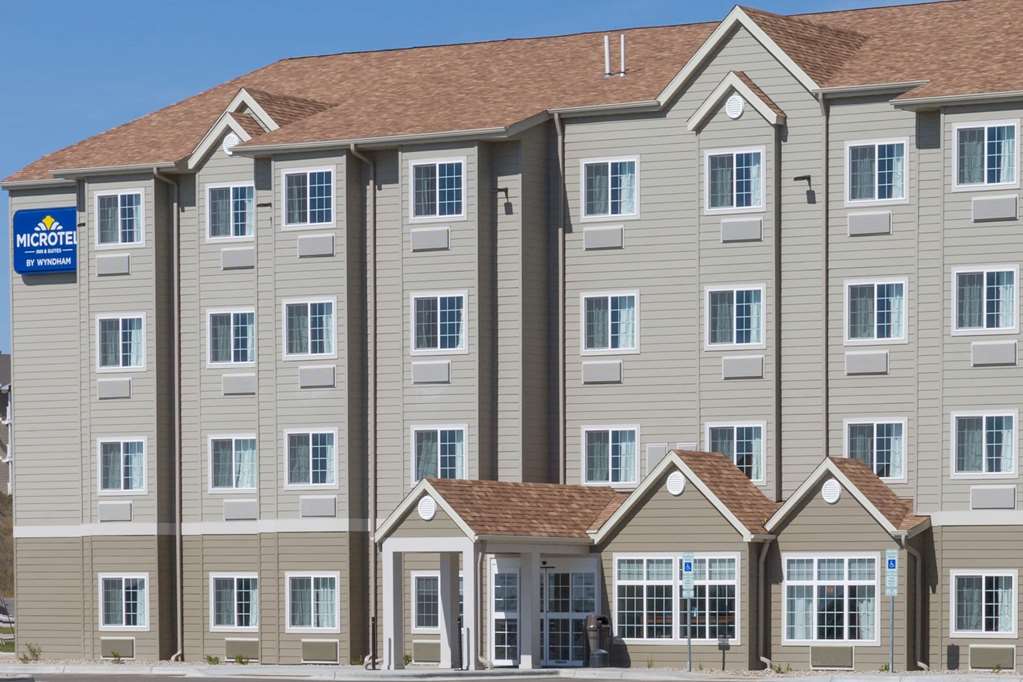 Microtel Inn & Suites By Wyndham Tioga - photo 2