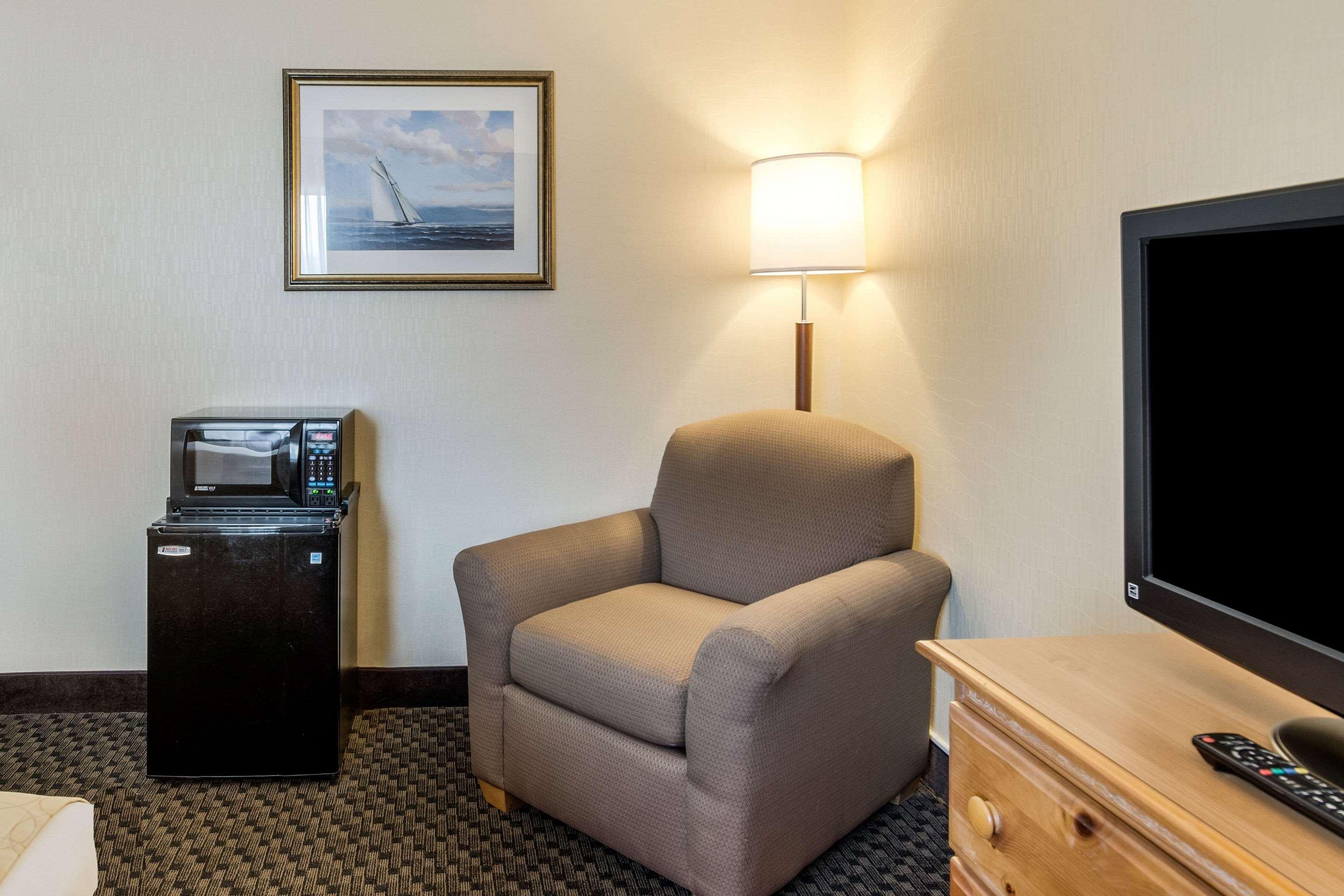 Clarion Inn Seekonk Providence - photo 3