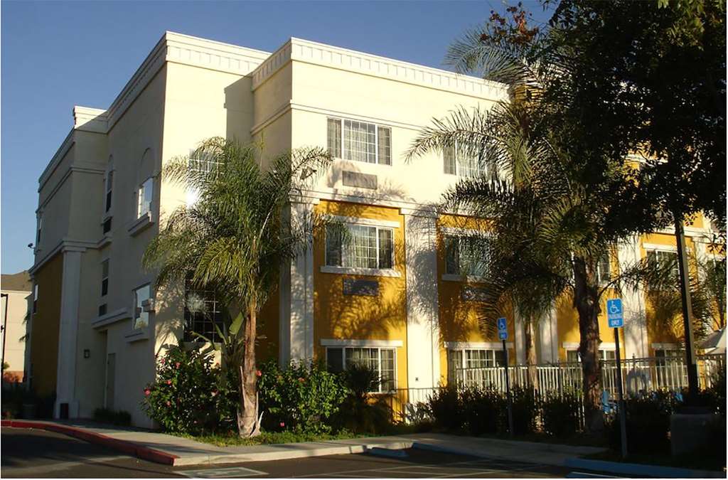 Hotel Marguerite Anaheim Garden Grove Trademark Collection by Wyndham - photo 3