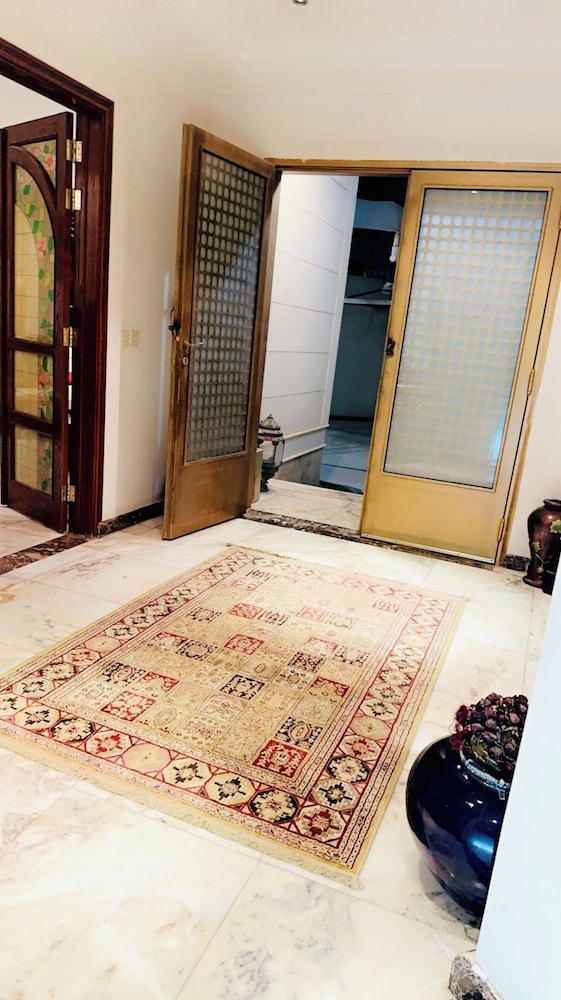 Vilaa al Mohamed - carbon neutral hotel in Riyadh