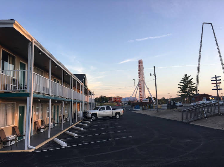 Oak Grove Inn - photo 3