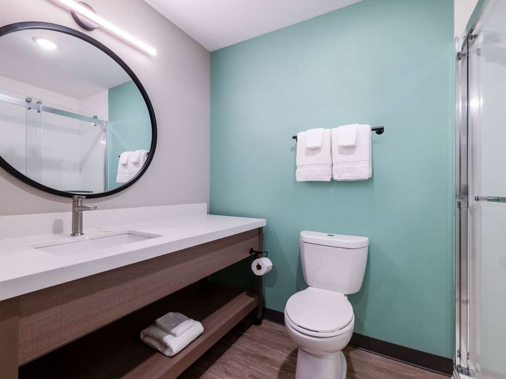 ECHO Suites Extended Stay by Wyndham Spartanburg - photo 22