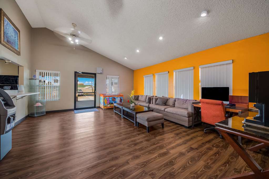 EconoLodge San Antonio Seaworld Medical Center - photo 7