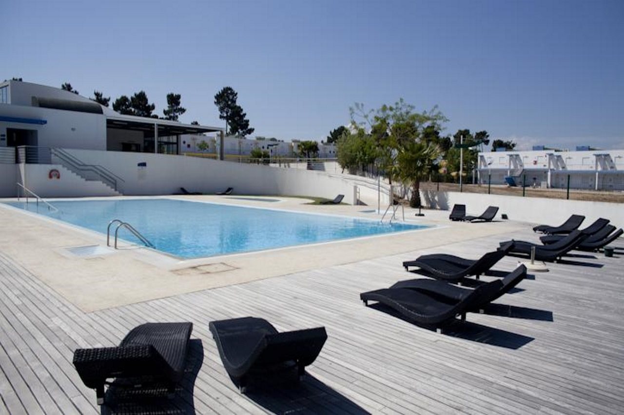 Arrabida Resort & Golf Academy — 4-Star Luxury Hotel in Palmela, Portugal