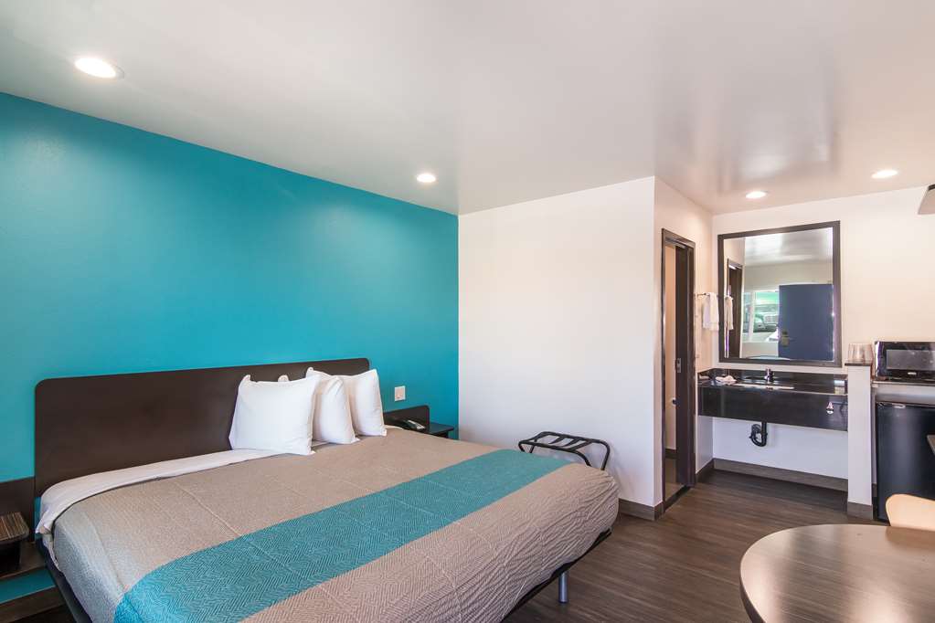 Motel 6 South El Monte CA Los Angeles - photo 10