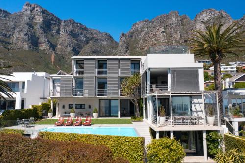 The 11 Camps Bay Villa — 5-Star Luxury Hotel in Cape Town, South Africa